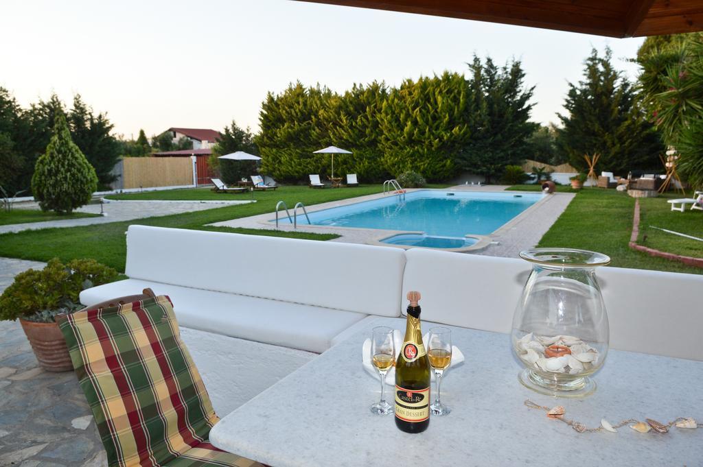 Dimeon Villa Káto Achaḯa Zimmer foto