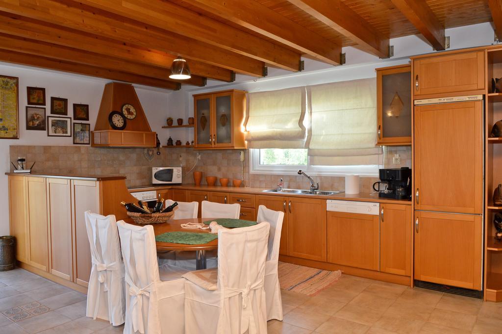 Dimeon Villa Káto Achaḯa Zimmer foto